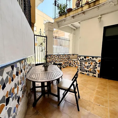 En El Centro Con Terraza Vintage